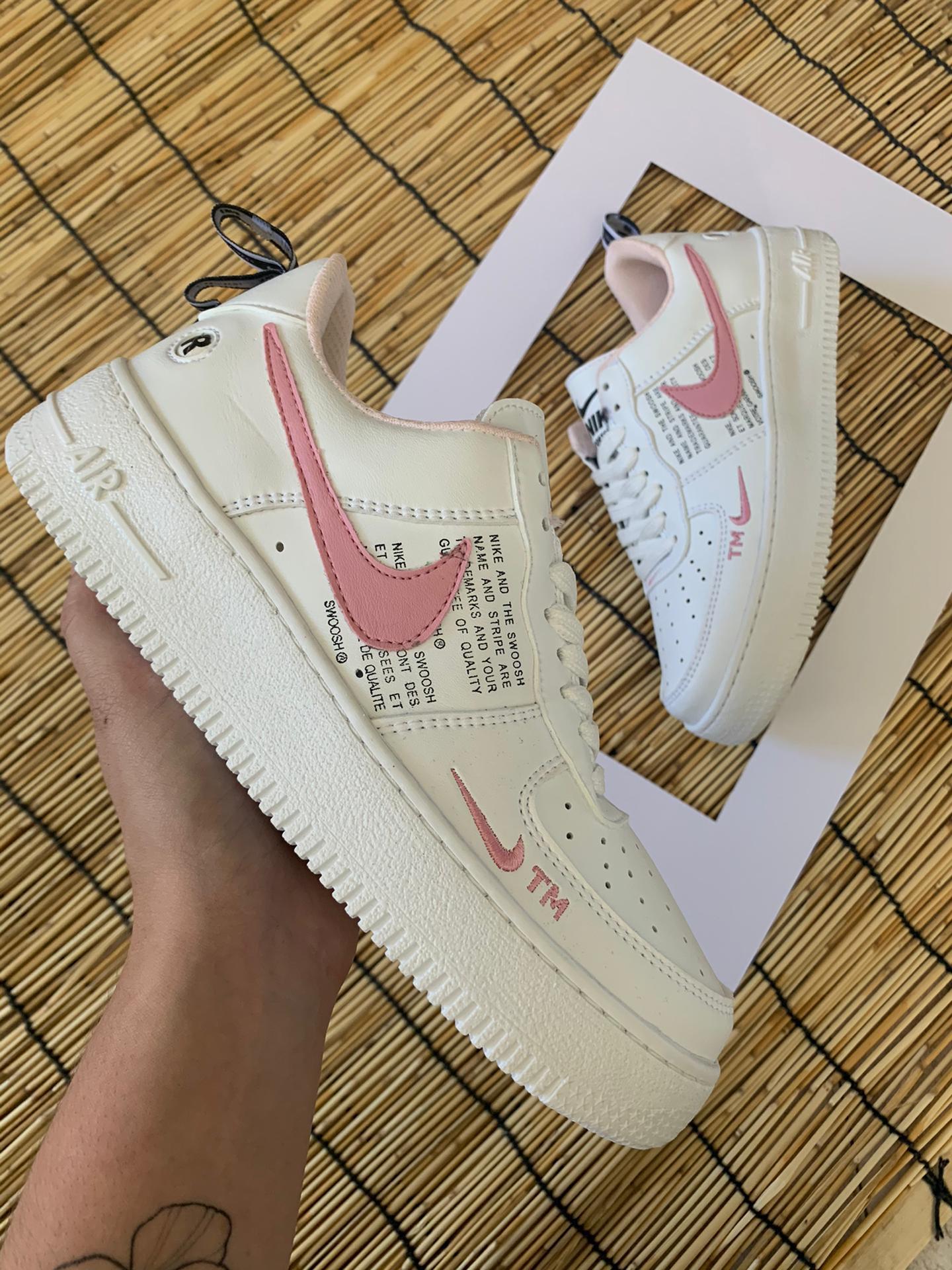 AF1 Utility Pink