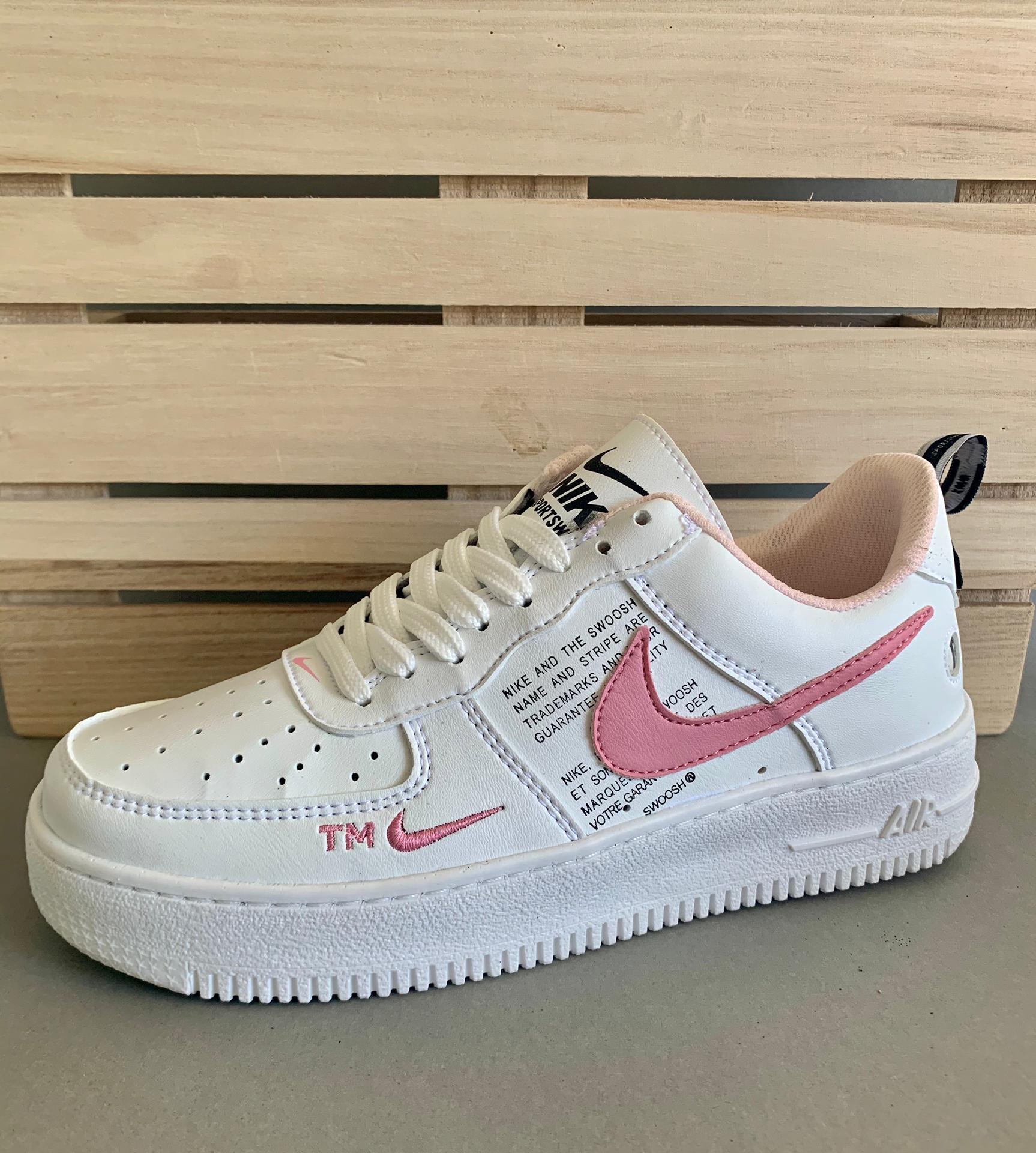 AF1 Utility Pink