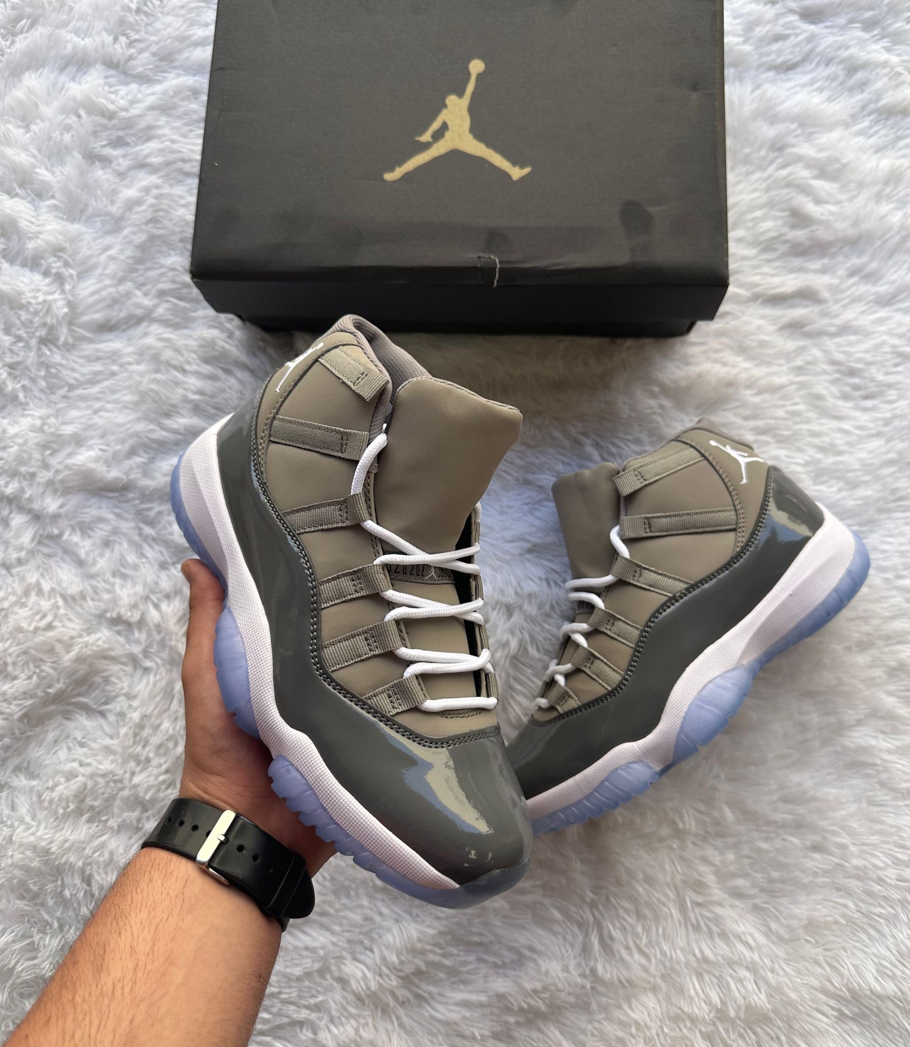 AJ11 "Grey"