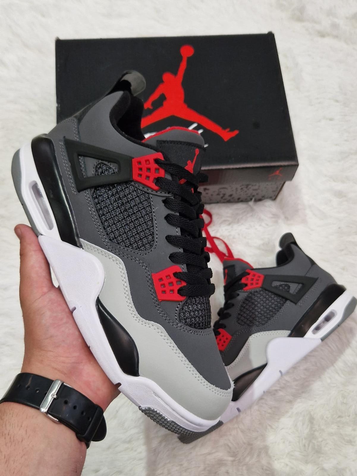 AJ4 Retro Infrared