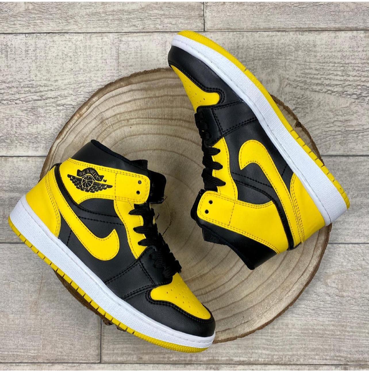 AJ1 Mid Black&Yellow